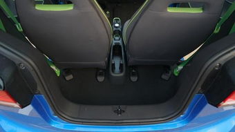 换汽车车窗玻璃多少钱(换汽车车窗玻璃的费用分析) 换汽车车窗玻璃多少钱(换汽车车窗玻璃的费用分析)