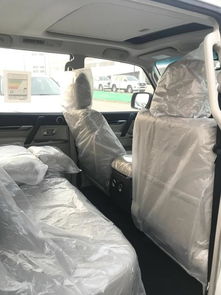 一般汽车侧方玻璃多少钱(汽车侧方玻璃的价格解析)