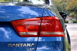 汽车a柱倒模需多少钱(汽车A柱倒模价格解析，费用、因素与考虑)