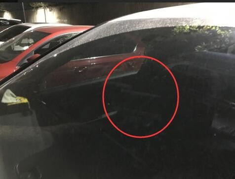 汽车玻璃划痕贴膜多少钱(汽车玻璃划痕贴膜价格解析)