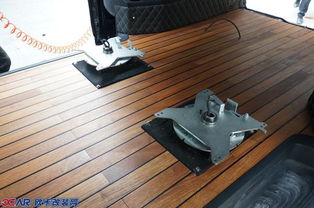 小汽车改装木地板多少钱(小汽车改装木地板的费用分析)