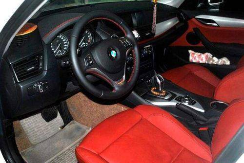 洗老汽车内饰要多少钱(洗老汽车内饰需要多少钱？全面解析汽车内饰清洗费用)