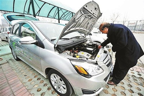 电动汽车玻璃保养多少钱(电动汽车玻璃保养费用解析)