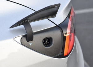 电动汽车玻璃保养多少钱(电动汽车玻璃保养费用解析)