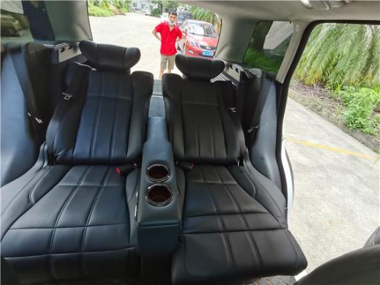 汽车增加两个坐椅多少钱(汽车增加两个座椅的费用解析)