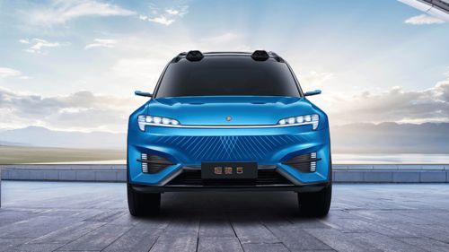 小汽车买车损险多少钱啊(小汽车买车损险需要多少钱？全面解析车损险费用因素)