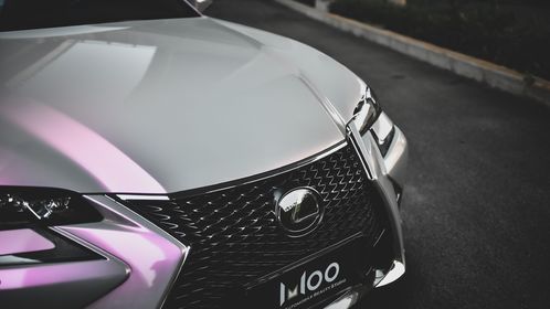 汽车改色膜加长多少钱(汽车改色膜加长价格解析)