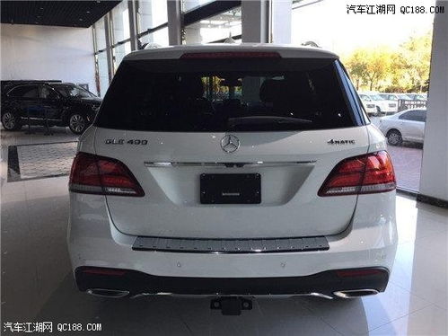 奔驰汽车五座5万多少钱(奔驰汽车五座车型，价格、性能与市场洞察)