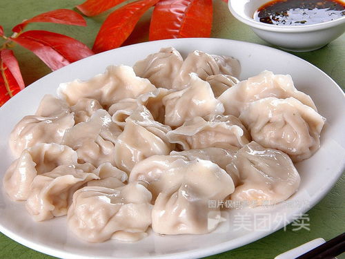 袁记云饺门店回应肉馅有小虫爬(袁记云饺门店就肉馅中出现小虫事件作出回应)