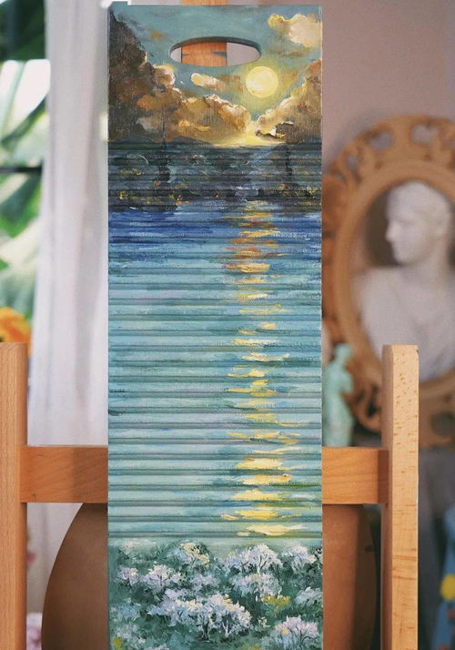 国美毕业展上的尸华洛世奇(国美毕业展上的尸华洛世奇，艺术与生命的交织之美)