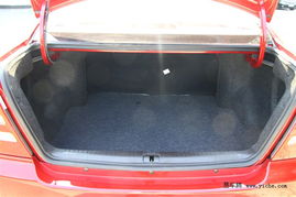 汽车换行李箱门要多少钱(汽车换行李箱门要多少钱，深入了解成本与因素)