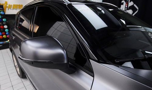 汽车全车膜要多少人工费(汽车全车膜的人工费用解析)