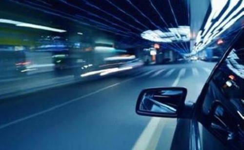 开汽车一天多少钱油费(开汽车一天多少油费,探究汽车运营成本的真实面貌) 开汽车一天多少钱油费(开汽车一天多少油费,探究汽车运营成本的真实面貌)