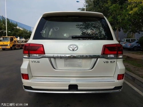 南屏街换汽车锁多少钱(南屏街换汽车锁的价格解析)