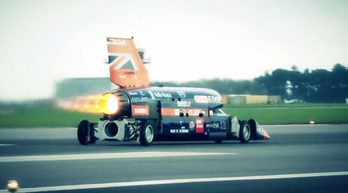 汽车4分钟跑多少米合格(汽车四分钟跑多少米合格，速度与距离的综合考量)