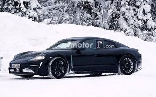 汽车4分钟跑多少米合格(汽车四分钟跑多少米合格，速度与距离的综合考量)