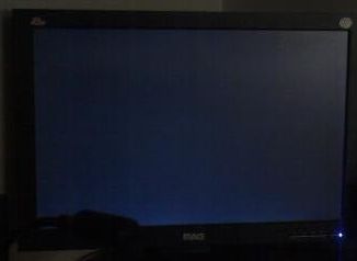 华为电脑半边黑屏怎么办(华为电脑半边黑屏解决方案) 华为电脑半边黑屏怎么办(华为电脑半边黑屏解决方案)