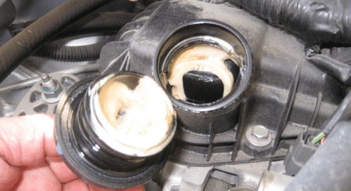 汽车刹车油最多加多少(汽车刹车油，了解其作用与如何正确加注油量)