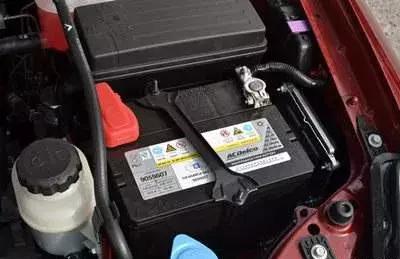 夏利汽车换防冻液多少钱(夏利汽车换防冻液的费用解析)