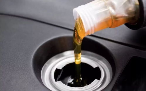 汽车润滑油加多少为好呢(汽车润滑油加注量的最佳实践，如何确定合适的加多少量)