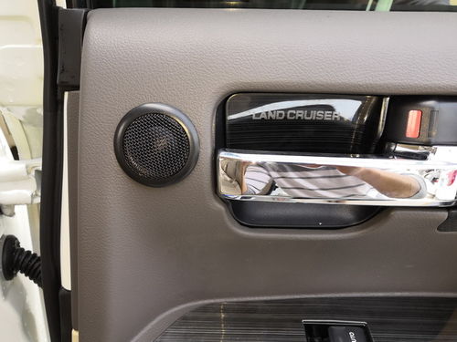 汽车改装中网亮条多少钱(汽车改装中网亮条价格解析) 汽车改装中网亮条多少钱(汽车改装中网亮条价格解析)