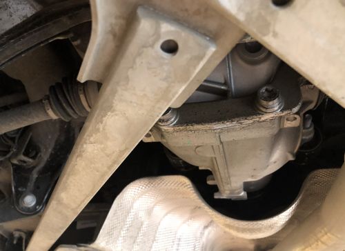 汽车压包油多少换一次(汽车压包油更换周期详解)