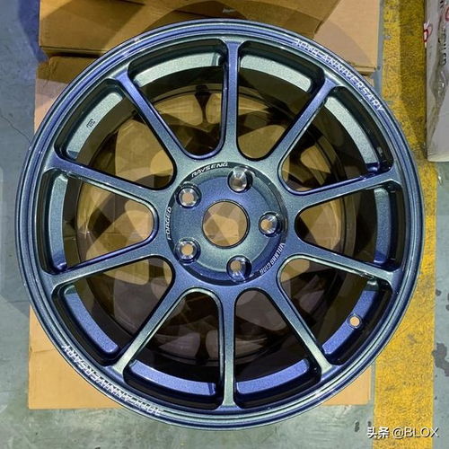 小汽车改装轮毂多少钱啊(小汽车改装轮毂的费用探讨) 小汽车改装轮毂多少钱啊(小汽车改装轮毂的费用探讨)