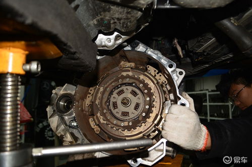 汽车前轮刮掉漆修多少钱(汽车前轮刮掉漆修复费用解析)