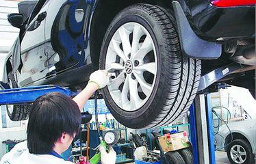 汽车车门被砸了修多少钱(汽车车门被砸,修复费用详解) 汽车车门被砸了修多少钱(汽车车门被砸,修复费用详解)