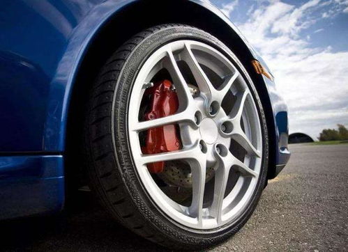 汽车轮子多少度会爆(汽车轮子多少度会爆，解析温度与轮胎安全的关系)