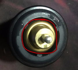 汽车的节温器多少度打开(汽车节温器打开温度解析)