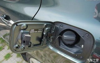 一辆汽车油箱是多少升的(汽车油箱容量解析，多少升的油箱适合一辆汽车？