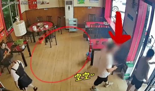 全职妈妈回应带娃长住五星酒店(全职妈妈回应带娃长住五星酒店，一种独特育儿方式下的生活体验)