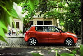 河南汽车泡水多少钱一吨(河南汽车泡水价格解析，多少钱一吨？