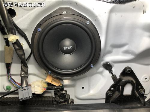 汽车音响要改多少个喇叭(汽车音响改造，喇叭数量的艺术)