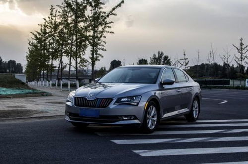 汽车速度多少一公里正常(汽车速度多少一公里正常,解析汽车速度与道路条件及安全因素的关系) 汽车速度多少一公里正常(汽车速度多少一公里正常,解析汽车速度与道路条件及安全因素的关系)