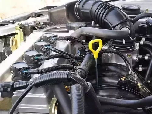 汽车锁芯多少公里换一次(汽车锁芯更换周期探讨，多少公里换一次为宜？