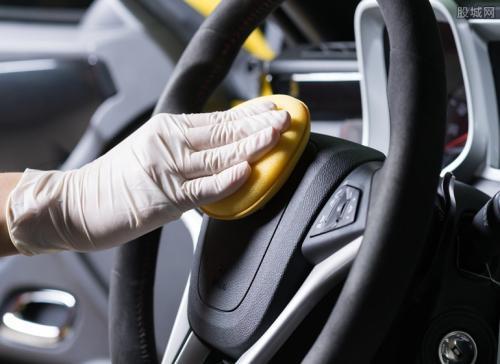 汽车内饰多少公里换一辆(汽车内饰与更换周期,多少公里换一辆新车? 汽车内饰多少公里换一辆(汽车内饰与更换周期,多少公里换一辆新车?