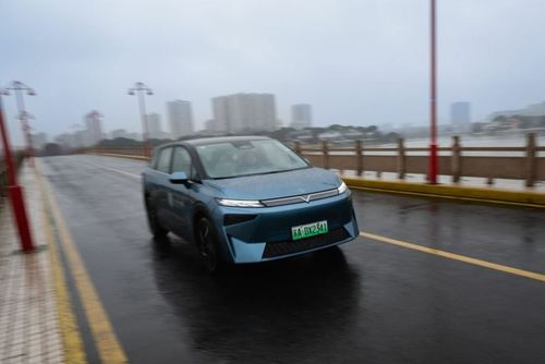 汽车改装无框需要多少钱(汽车改装无框需要多少钱？全面解析改装成本与细节)