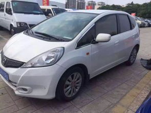 广东二手汽车飞度多少钱(广东二手汽车飞度的价格解析)