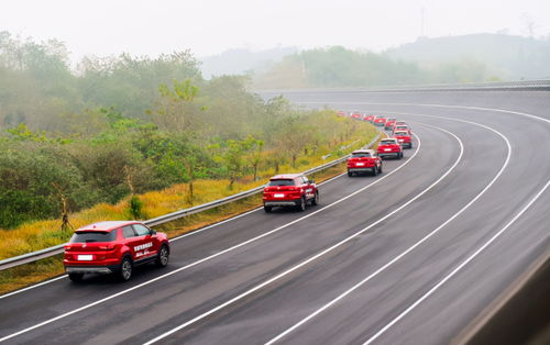 汽车第一天行驶多少公里(汽车第一天行驶多少公里，新车初体验与驾驶心得)