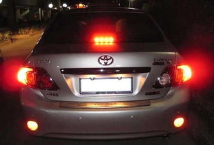 汽车刹车灯爆闪多少钱(汽车刹车灯爆闪的价格因素及解析)