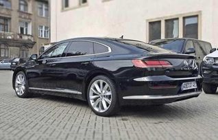 大众汽车A8多少钱(大众汽车A8价格解析，多少钱才能拥有这款豪华轿车？