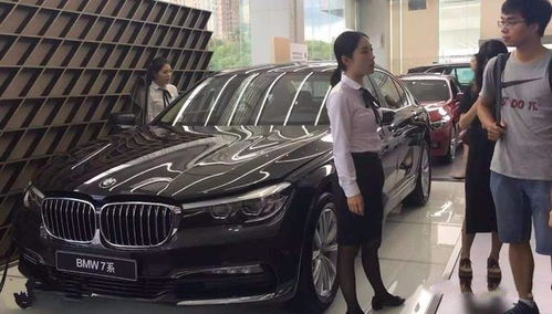 汽车前镜子多少钱一个(汽车前镜子价格解析，了解价格背后的因素)