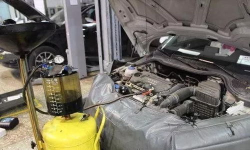 汽车后挡风换膜多少钱啊(汽车后挡风换膜的价格及其相关因素探讨)