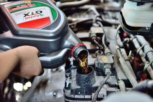 汽车内饰换玻璃多少钱啊(汽车内饰换玻璃的价格因素与解析) 汽车内饰换玻璃多少钱啊(汽车内饰换玻璃的价格因素与解析)