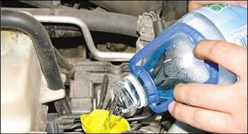 汽车玻璃注塑件多少钱(汽车玻璃注塑件价格解析)