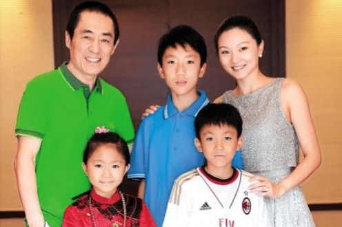 尔冬升父女俩相差61岁引热议(尔冬升父女相差61岁引发社会热议) 尔冬升父女俩相差61岁引热议(尔冬升父女相差61岁引发社会热议)