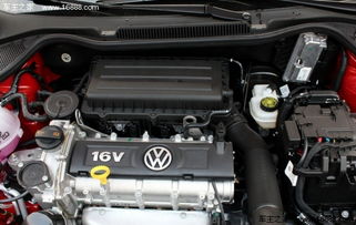 小型汽车换下机油多少钱(小型汽车换机油的费用解析)