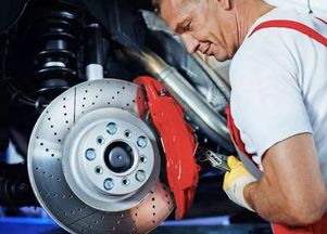 修复汽车机盖小坑多少钱(修复汽车机盖小坑的费用解析) 修复汽车机盖小坑多少钱(修复汽车机盖小坑的费用解析)